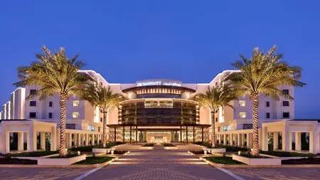 راهنمای کامل سفر به عمان؛ عروس خاورمیانه و سرزمین لبخندها