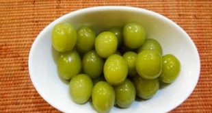 طرز تهیه ترشی گوجه سبز خانگی؛ چاشنی خوش‌طعم بهاری