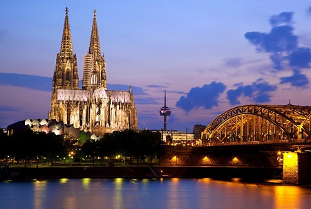 کلیسای جامع کلن؛ شاهکار گوتیک آلمان با ۶۰۰ سال تاریخ
